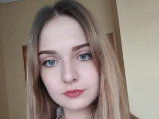 Sierra69 - Chat hot with a standard breat size Exciting babe 