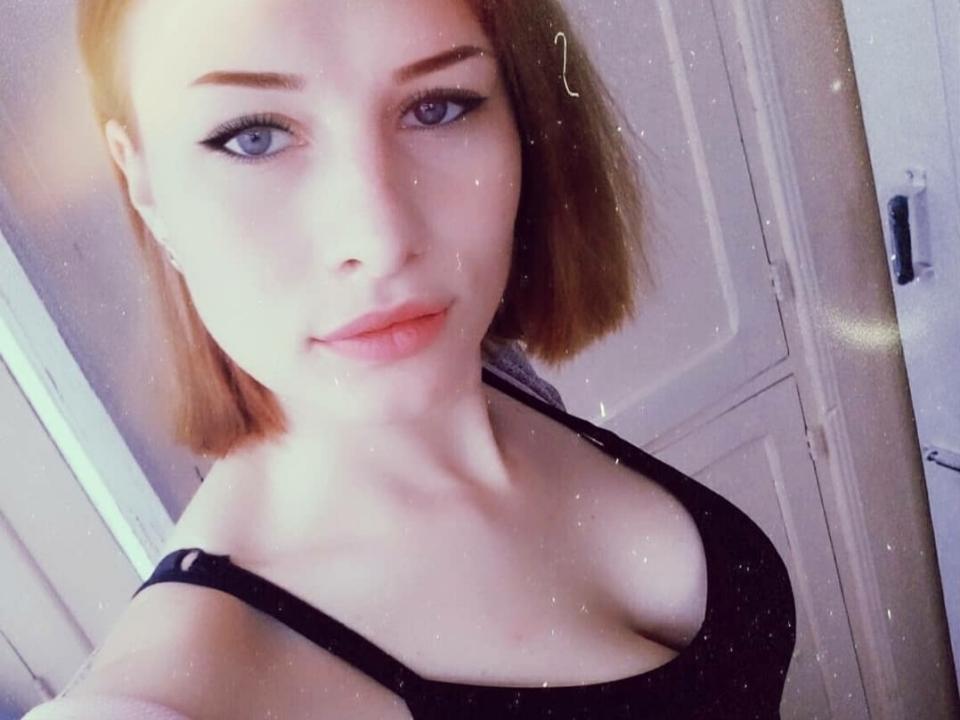 GloriSun - Show live sexy with this standard body Exciting teen 18+ 