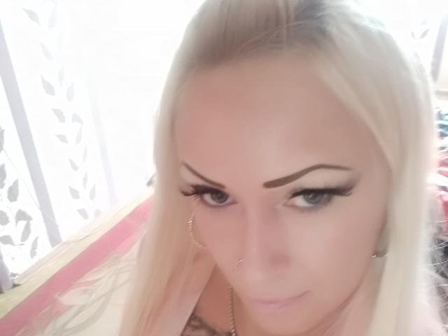 JillAhStar - Sexe cam en vivo - 8180392