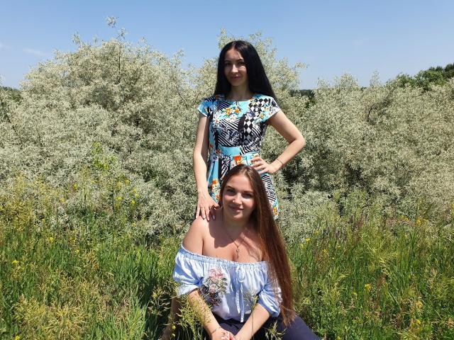 NikaXRysa - Web cam hot avec cette Lesbienne européenne  