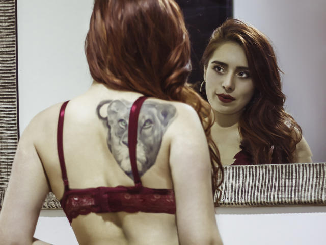 AnniiLove - Spectacle sex avec cette Sublime jeune fille française sexy avec des seins de rêve sur Xlove 