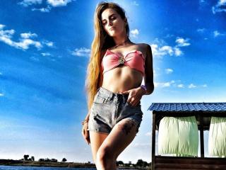 BlondyOneSex - Live cam hard with a European Exciting teen 18+ 