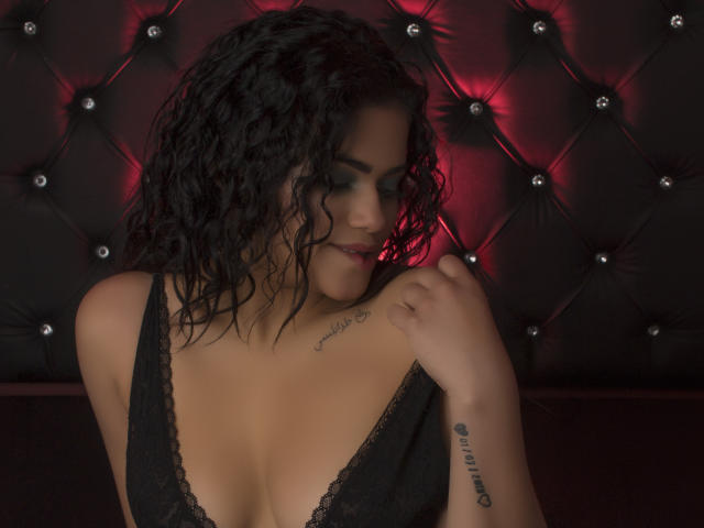 NicolleRoux - Sexe cam en vivo - 8200452