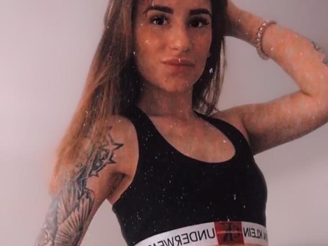 ParadiseMia - Sexe cam en vivo - 8201048