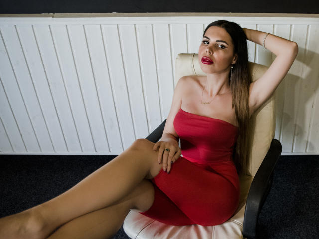 IFleur - Show sex avec cette éclatante camgirl french hot en bonne condition physique  