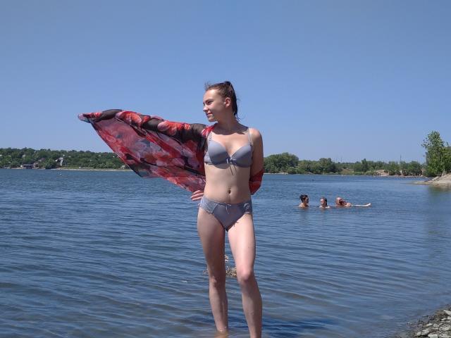 ElliAndMUrs - Live sex cam - 8221492