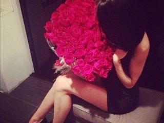 AnnaFrolova - Live chat porn avec cette Merveilleuse jeune coquine french en chaleur au sexe complètement rasé sur XloveCam 