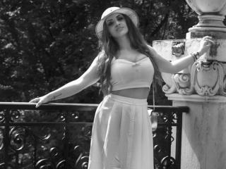 DashingFoxyX - Webcam sex with this russet hair Sexy girl 