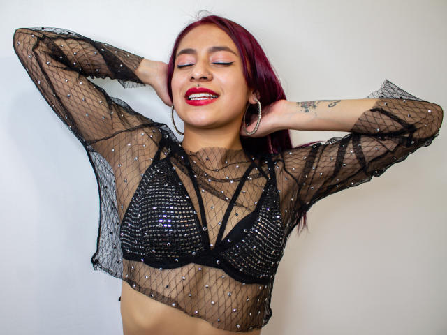 ValentinaCloss - Live sexe cam - 8243356