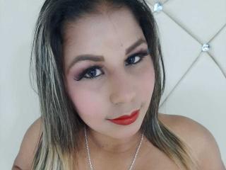 JaramilloPaula - Cam x with this latin american Hot young and sexy lady 
