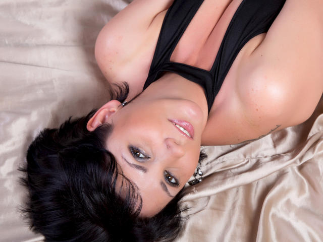 HazelLoveX - Sexe cam en vivo - 8250096