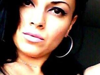 KenyshaJackson - online chat hard with this Hooters Hot 18+ teen woman 