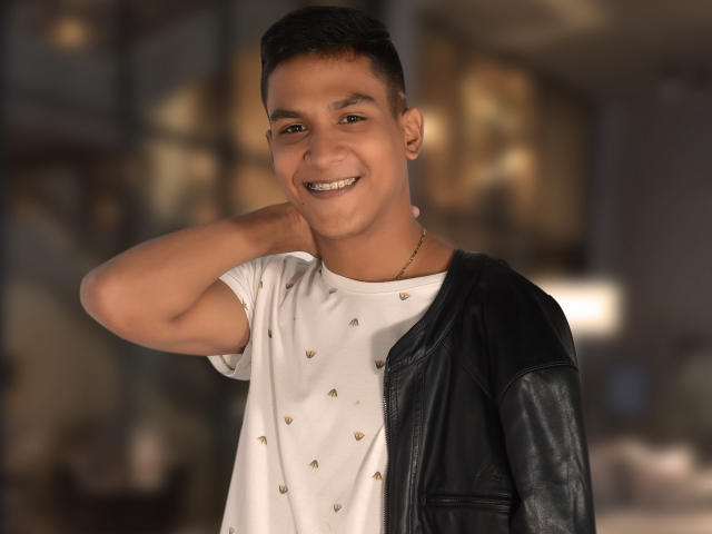 MikeSmith - сексуальная веб-камера в реальном времени - 8255360