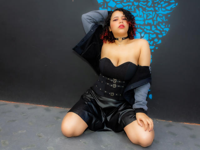 JuliettaCut - Live porno og sexkamera - 8278816