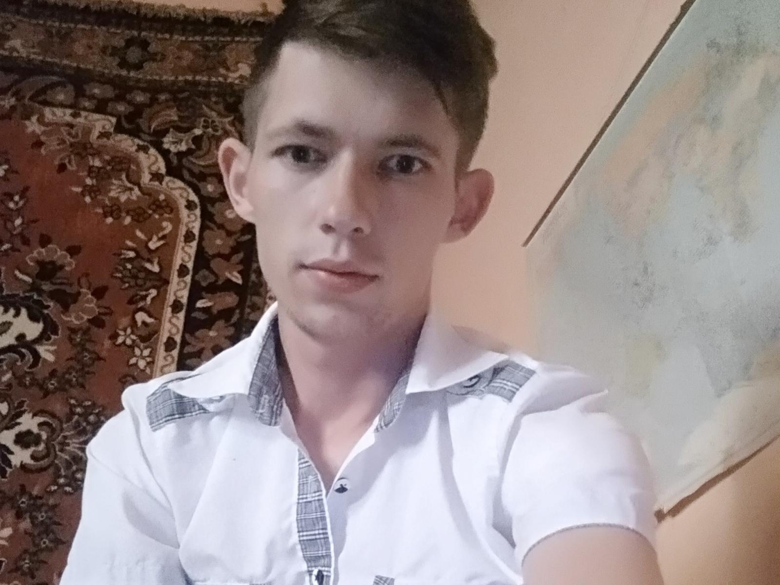 CurtisYeah - сексуальная веб-камера в реальном времени - 8283220