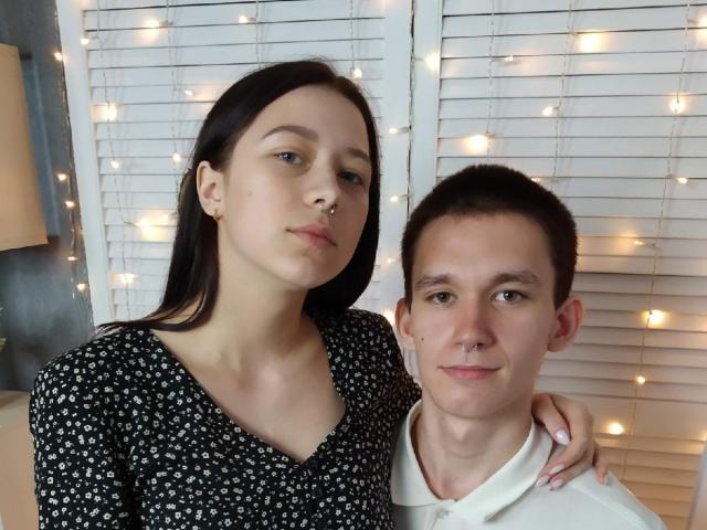 LauretAndViolette - Sexe cam en vivo - 8284476