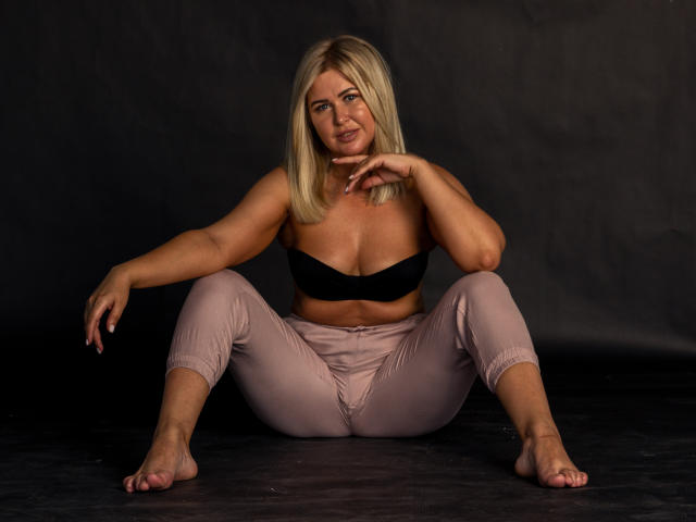 KendallMarsh - Sexe cam en vivo - 8291244