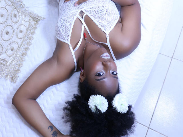 AllyssLovers - Sexe cam en vivo - 8297592