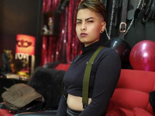 CloeKohut - Live porn &amp; sex cam - 8327948