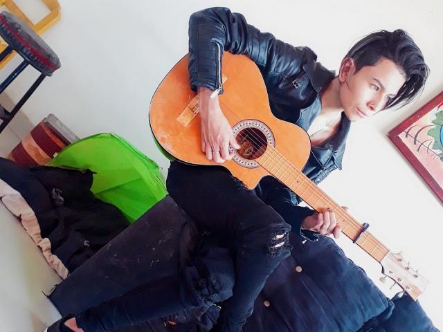 Hidan - сексуальная веб-камера в реальном времени - 8334048