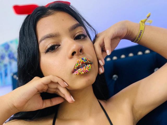 IsabelaXia - Live Sex Cam - 8342276