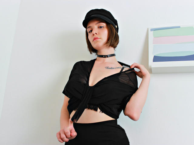 LilithDeSade - Live sexe cam - 8366640