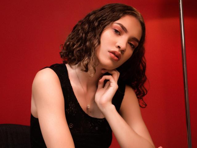 CurlyBeella - Live porn &amp; sex cam - 8371004