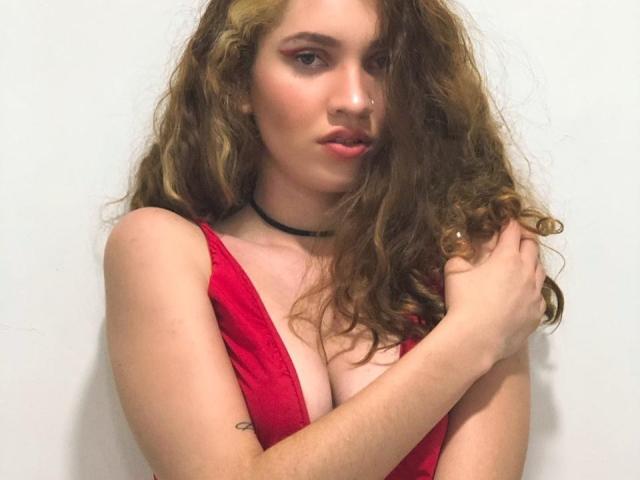 CurlyBeella - Live porn &amp; sex cam - 8371016