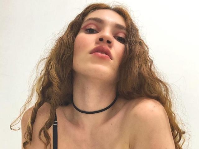 CurlyBeella - Live porn &amp; sex cam - 8371132