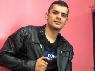 MichaelMan - Live sex cam - 8378452