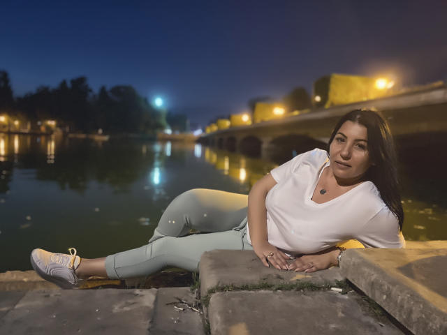 AddaMilf - Live porn &amp; sex cam - 8380116