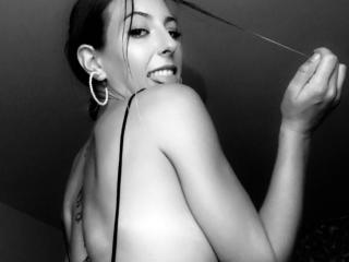 Jeyssy69 - Live hard avec une étonnante jeune créature bien roulée adepte de fitness  