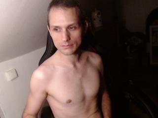 MikeXX - online chat hot with a reddish-brown hair Homosexuals 