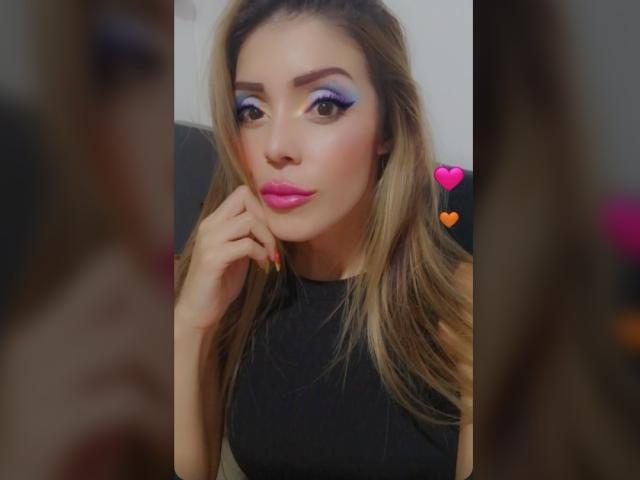 JolieAndreaW - Sexe cam en vivo - 8402328