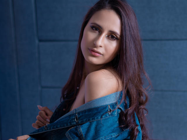 AprilClark - Sexe cam en vivo - 8415816