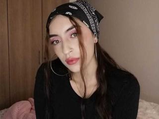 AnnieLucky - Live sexe cam - 8438176