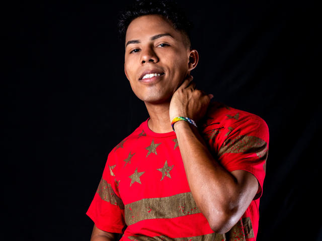 BryanFlorez - Live porn &amp; sex cam - 8457612