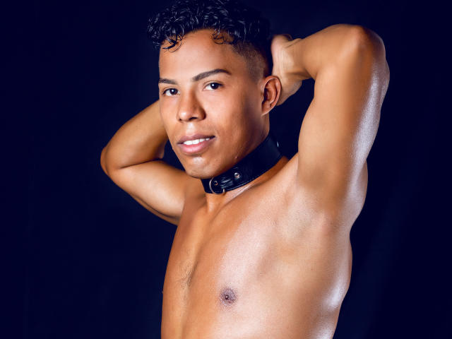 BryanFlorez - Live porn &amp; sex cam - 8457652