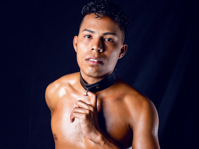 BryanFlorez - Live porn &amp; sex cam - 8457664