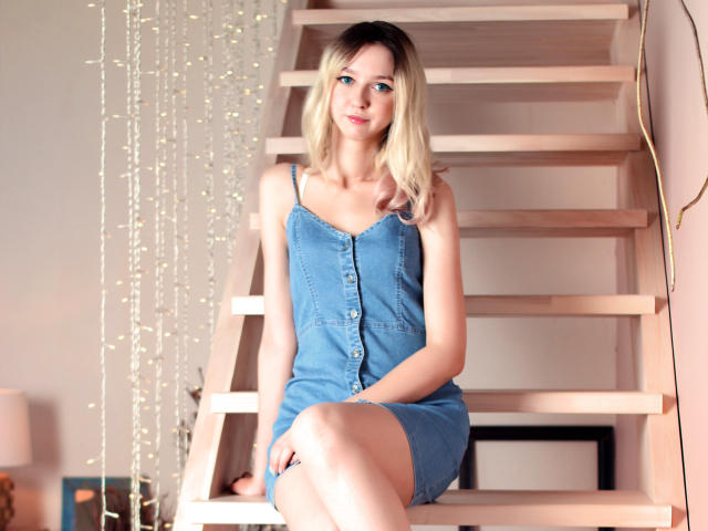 RinaStreams - Live porn &amp; sex cam - 8462276