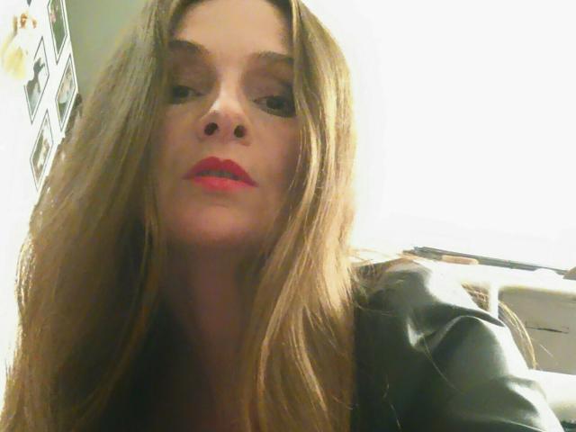 IrinaSpicy - Sexe cam en vivo - 8463340