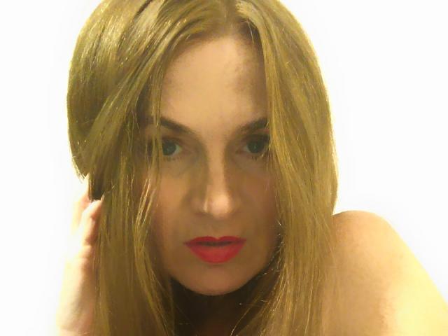 IrinaSpicy - Live porn &amp; sex cam - 8463348