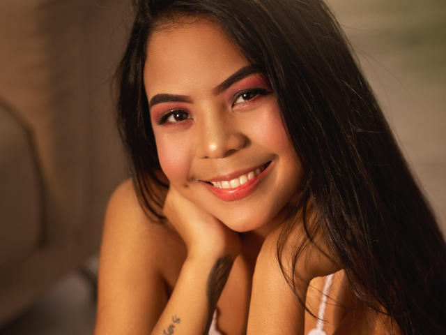 ParisMuller - Sexe cam en vivo - 8471396