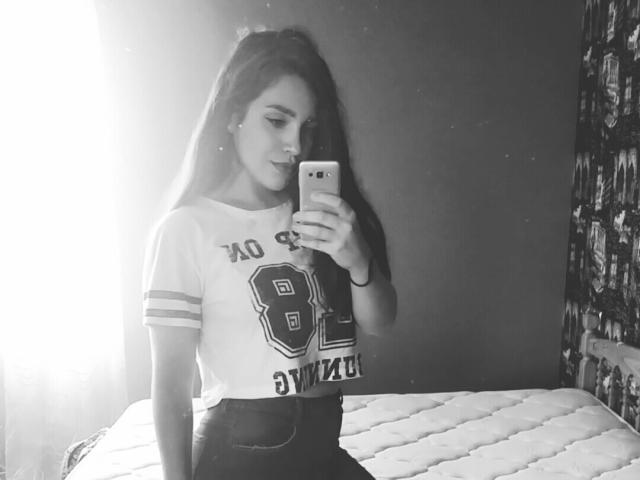 RosalieAnders - Sexe cam en vivo - 8497264