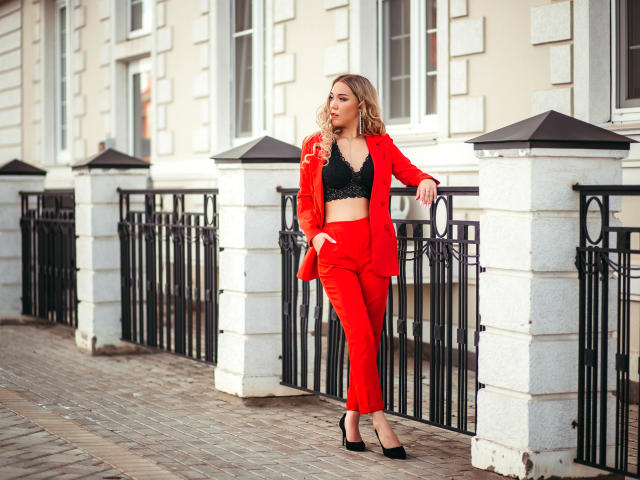 IntelligentSoul - פורנו בשידור חי ומצלמת סקס - 8503464