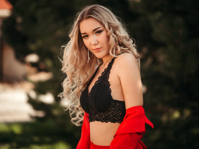 IntelligentSoul - פורנו בשידור חי ומצלמת סקס - 8503560