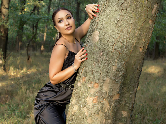 LucyQuin - Sexe cam en vivo - 8517087