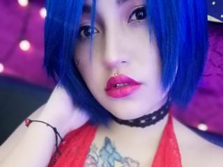 AliRose - Live chat porn with this shaved vagina Dominatrix 