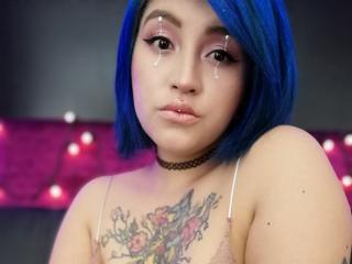 AliRose - Live cam sexy with a shaved private part Dominatrix 