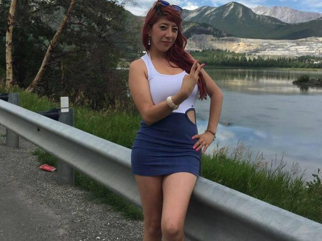 HotPamelaSex - Webcam hot with this latin X teen 18+ 